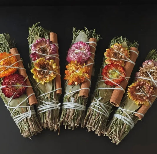 1pc Natural Herb Stick – Rosemary, Cinnamon & Daisy